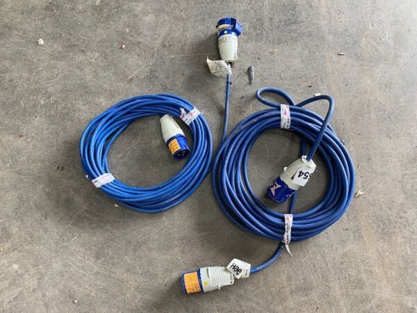 UNRESERVED 2 x 110V Extension Cables