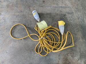 UNRESERVED 110V Extension Cable