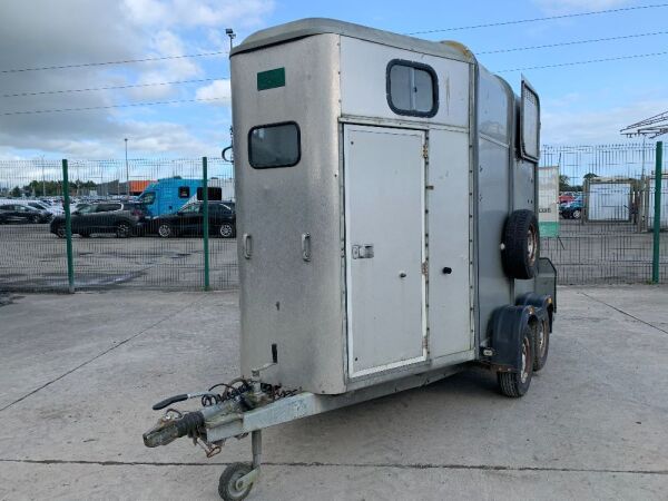 Ifor Williams HB505RC Twin Axle Twin Berth Horsebox