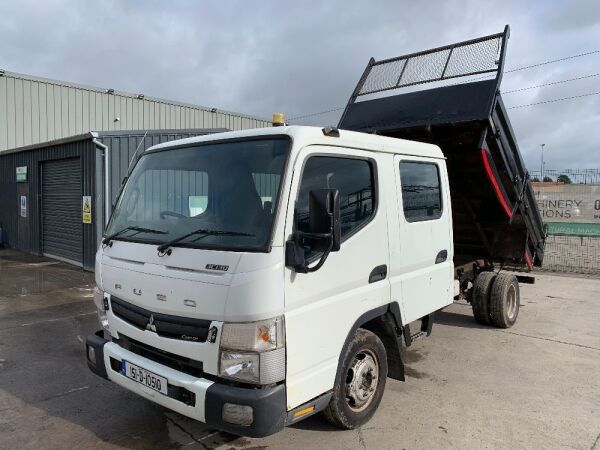 UNRESERVED 2015 Mitsubishi Fuso Crew Cab Tipper - 119,987Km