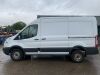 UNRESERVED 2014 Ford Transit Custom 350 Van - 2