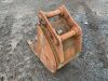 16" Trench Bucket 60mm Pin - 4