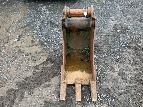 16" Trench Bucket 60mm Pin