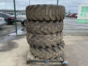 UNRESERVED 1 x Used Goodyear Tyre (15.5 x 25) & 3 x JCB Tyres (15.5 x 25)