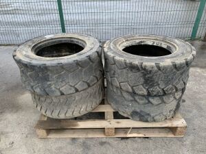 UNRESERVED 4 x Tubeless Tyres (10 x 16.5)