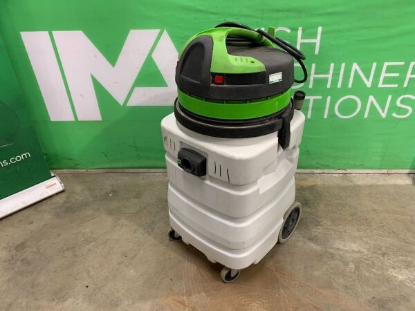 Portable Wet/Dry Vacuum