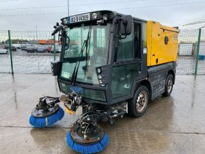 UNRESERVED 2018 Schmidt Swingo 200+ Compact Sweeper