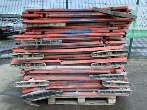 UNRESERVED Approx 30 Road Barriers On Pallet