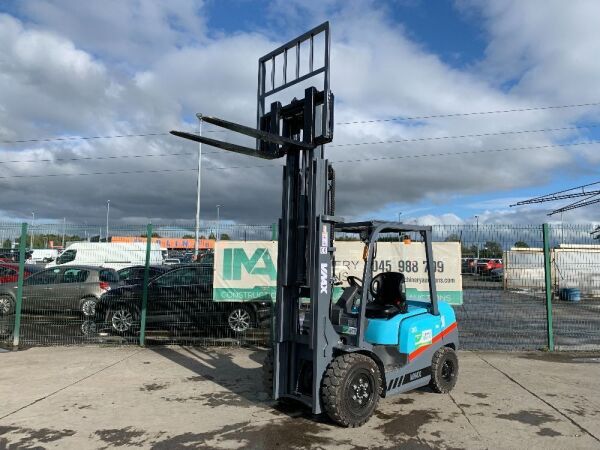 NEW 2023 VMAX CPCD30 3T Diesel 3 Stage Forklift