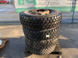 4x 295/80R Tyres & Rims