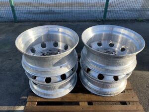 4x Alcoa Alloy Rims