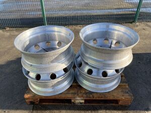 4x Alcoa Alloy Rims