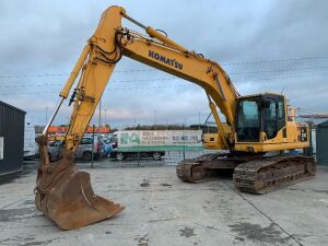 2013 Komatsu PC210 Excavator c/w Bucket