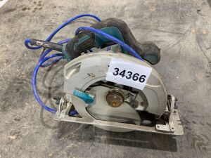 UNRESERVED Makita Circular Saw