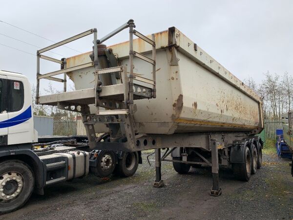 2009 Schmitz SKI24 Tri Axle Bulk Tipper Trailer