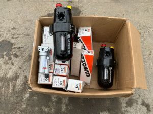 UNRESERVED Box of Air Filters and Lubricators 1/4" BSP & 3/8" BSP