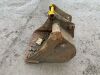 UNRESERVED 2FT Digging Bucket - 2