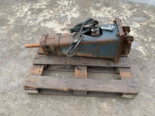 Hydraulic Breaker c/w Chisel & Hoses