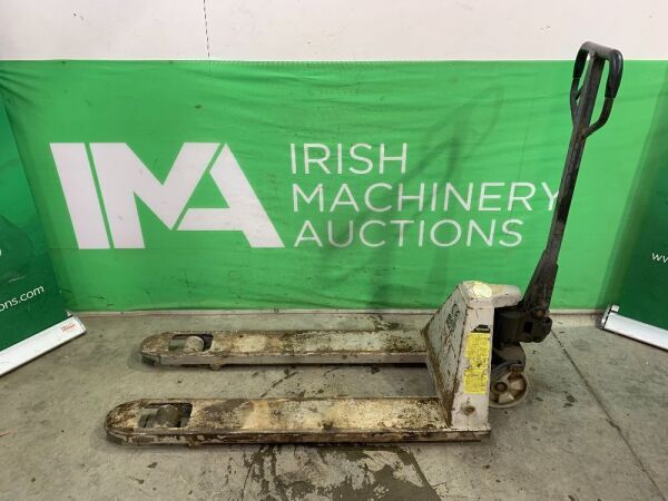 UNRESERVED Pallet Truck