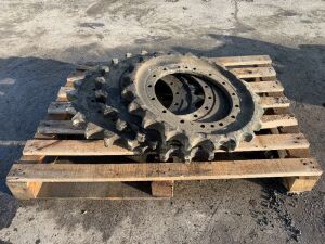 4 x Sprockets To Suit Komatsu 130 & Doosan 140