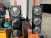 UNRESERVED 3x Traffic Light Bases c/w 4x Traffic Light Heads - 5