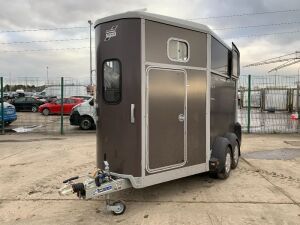 NEW/UNSED Ifor Williams HB511 Twin Axle Twin Berth Horsebox