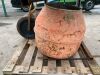 UNRESERVED 2 x Pallets Of Garden Roller, Bobby Barrow, Mixer Tub & More (Parts/Repair) - 6