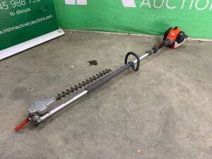 UNRESERVED Oleo-Mac BC241 Long Reach Petrol Hedge Clippers