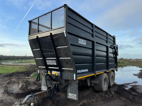 UNRESERVED 2017 Smyth FM18 Super Cube Twin Axle Silage Trailer