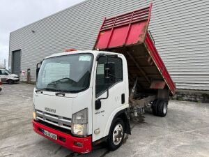 UNRESERVED 2014 Isuzu N35.150 Single Cab 3.5T Tipper