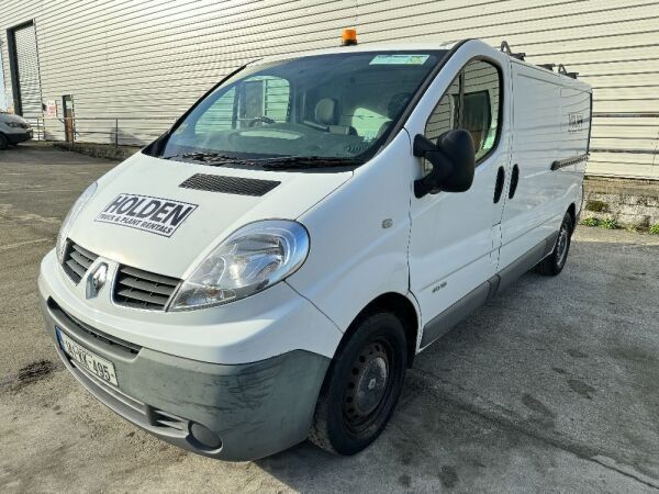 UNRESERVED 2014 Renault Trafic III LWB LR 29 Comfort 115