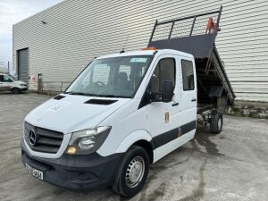 UNRESERVED 2015 Mercedes Benz Sprinter 313 CDI Crew Cab Tipper c/w Lucas Crane