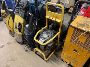 UNRESERVED Optimum Petrol Power Washer