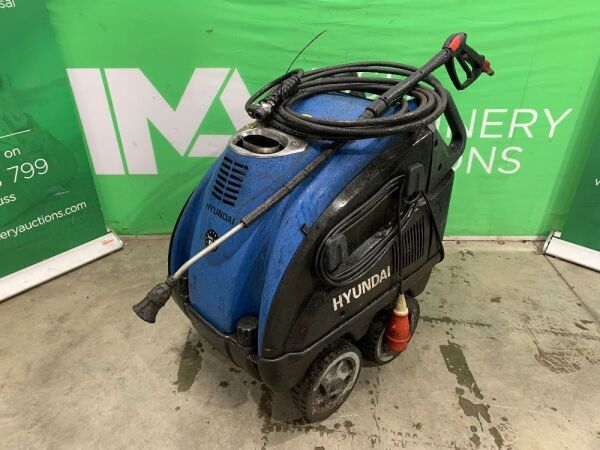 UNRESERVED Hyundai HY150 Hot/Cold Portable Power Washer