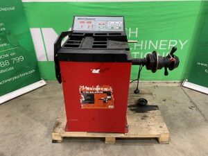 UNRESERVED Neilsen Tyre Balancer