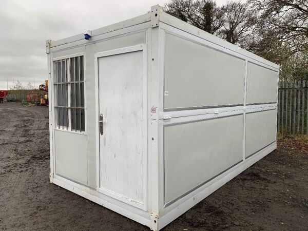 UNRESERVED 20FT x 8FT Single Door Folding Building, Pre Wired, Window, Insulated Walls & Celing & Plug Sockets