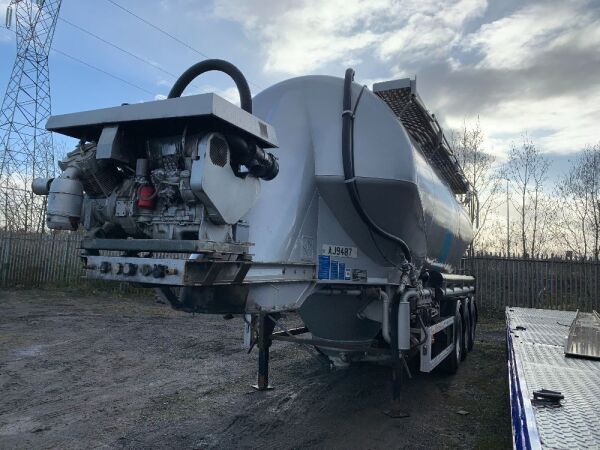 2006 Feldbinder Tri Axle Cement Tanker