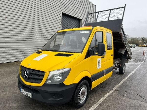 UNRESERVED 2015 Mercedes Benz Sprinter Crew Cab Tipper