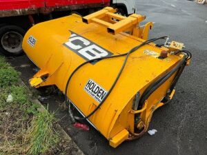 UNRESERVED JCB Hydraulic Road Sweeper To Suit Teleporter