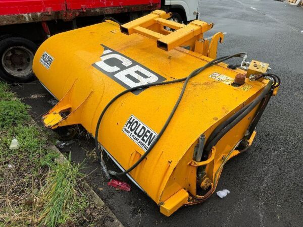 UNRESERVED JCB Hydraulic Road Sweeper To Suit Teleporter