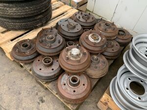 18x New & Used Trailer Hubs