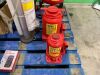 UNRESERVED 50T/20T Bottle Jacks, Sandblast Poot, Multimeter, Diesel Transfer Pump & More - 3