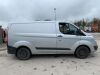 UNRESERVED 2017 Ford Transit Custom 125PS LR - 6