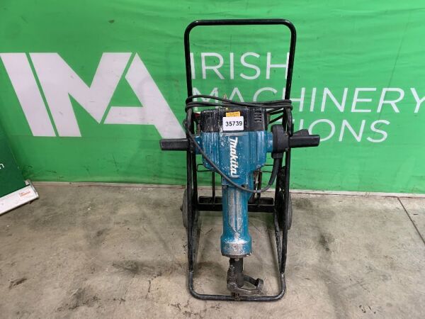 UNRESERVED Makita HM1810 110V Demolition Kango c/w Stand & Chisels