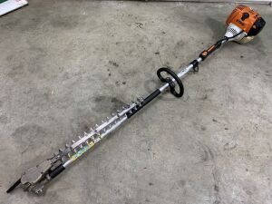 UNRESERVED 2014 Stihl HL84C Petrol Long Pole Hedge Clipper