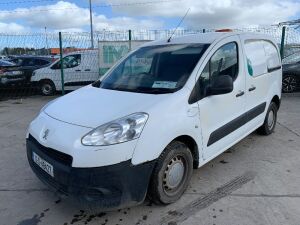 UNRESERVED 2012 Peugeot Partner 850 S L1 Van