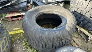 UNRESERVED Dumper Tyre - 550-60-22.5