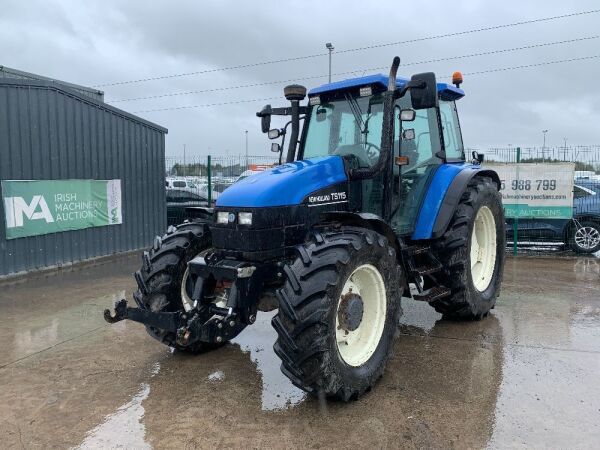 2001 New Holland TS115 4WD Tractor c/w Front Linkage