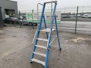 Blue 5 Step Podium Ladder