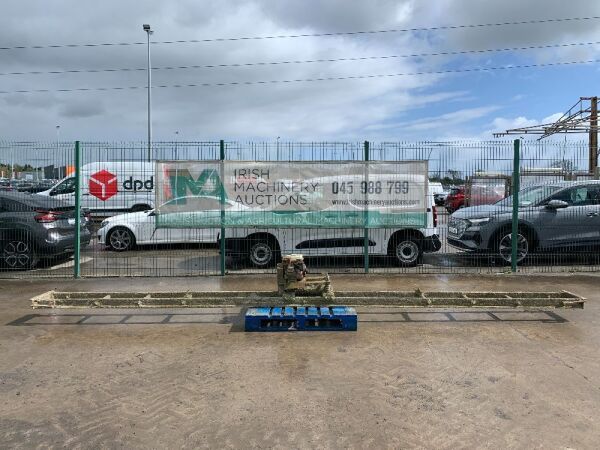 UNRESERVED Honda Petrol Concrete Screed (Approx 20ft)